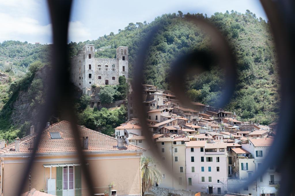 Dussaiga - Camera Del Fiordaliso Dolceacqua Bagian luar foto